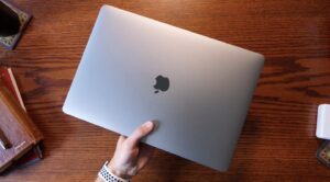 Apple ARM MacBook yarın geliyor 13 ARM MacBook