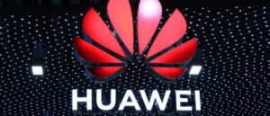 Huawei, akıllı telefon bölümünü satacağı iddialarını yalanladı