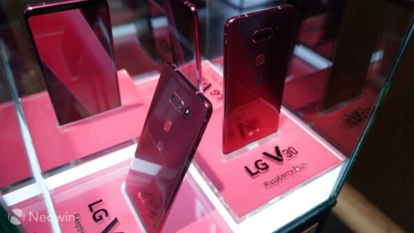 LG, akıllı telefon sektöründen çekilebilir! 2 LG, akıllı telefon işinden çekilebilir!