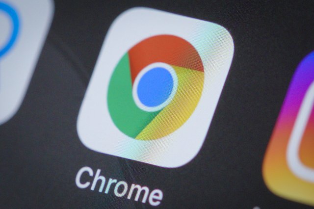 Apple iCloud şifreleri için Chrome uzantısını yayınladı