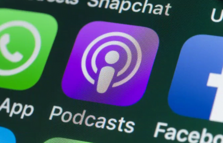 Apple, abone olmak yerine podcast'leri 'takip etmenizi' istiyor