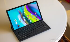 Samsung Galaxy Tab S5e, One UI 3.1 ile Android 11 güncellemesini alıyor