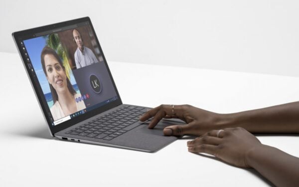 Microsoft, AMD ve Intel işlemcili Surface Laptop 4'ü duyurdu