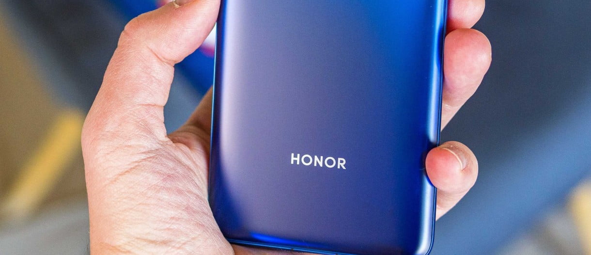 Huawei ve Honor boşandı