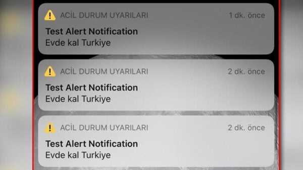 Apple kullanıcıları "Evde kal Türkiye" mesajıyla panik yaşadı!