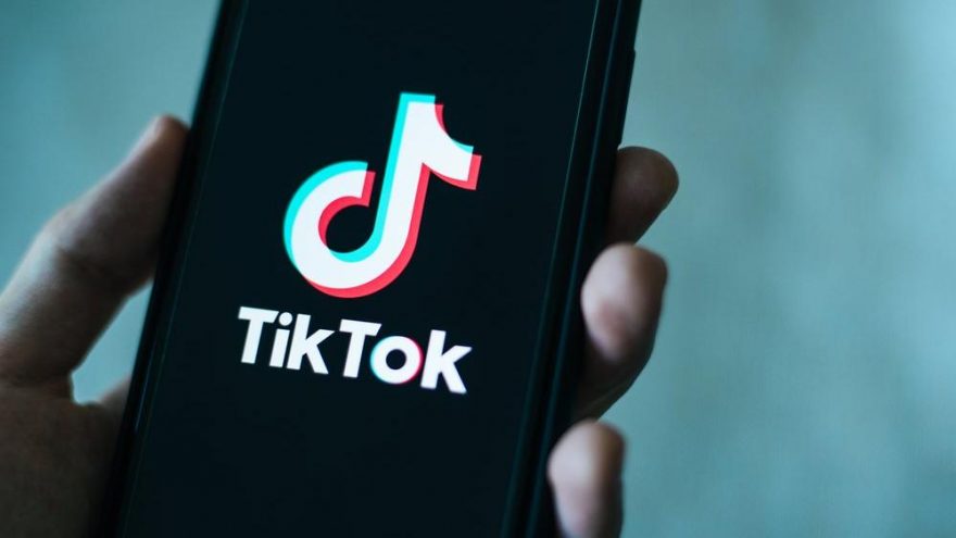 Tiktok uygulamasında "Yeşil Ekran" efekti nasıl kullanılır?