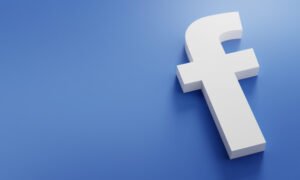 Facebook, 300'den fazla hesap sildiğini duyurdu!