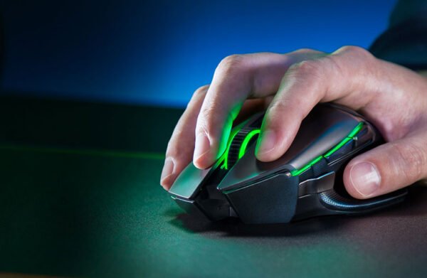 Razer fareleri yüzünden ortaya çıkan ciddi bir Windows güvenlik açığını düzeltiyor Fare
