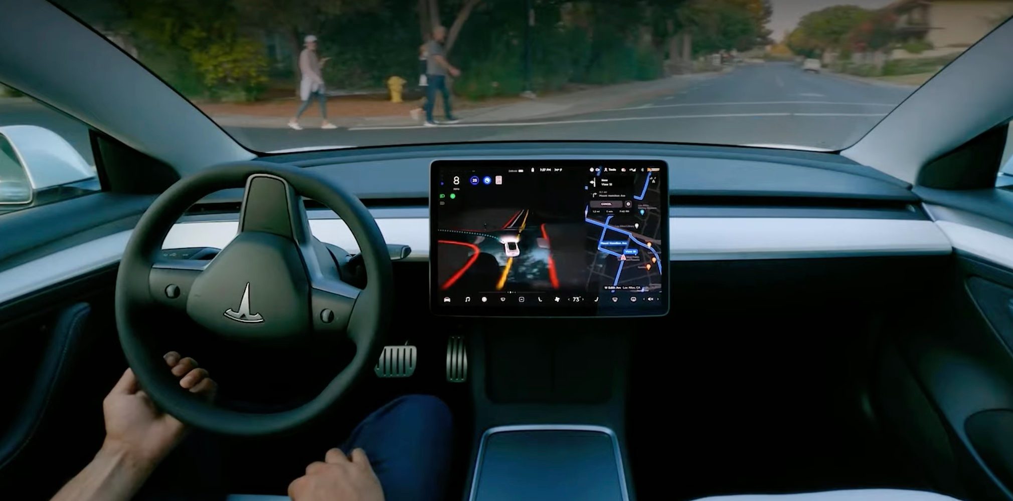Tesla sürücüleri artık Full Self Driving beta testlerine erişebilecek