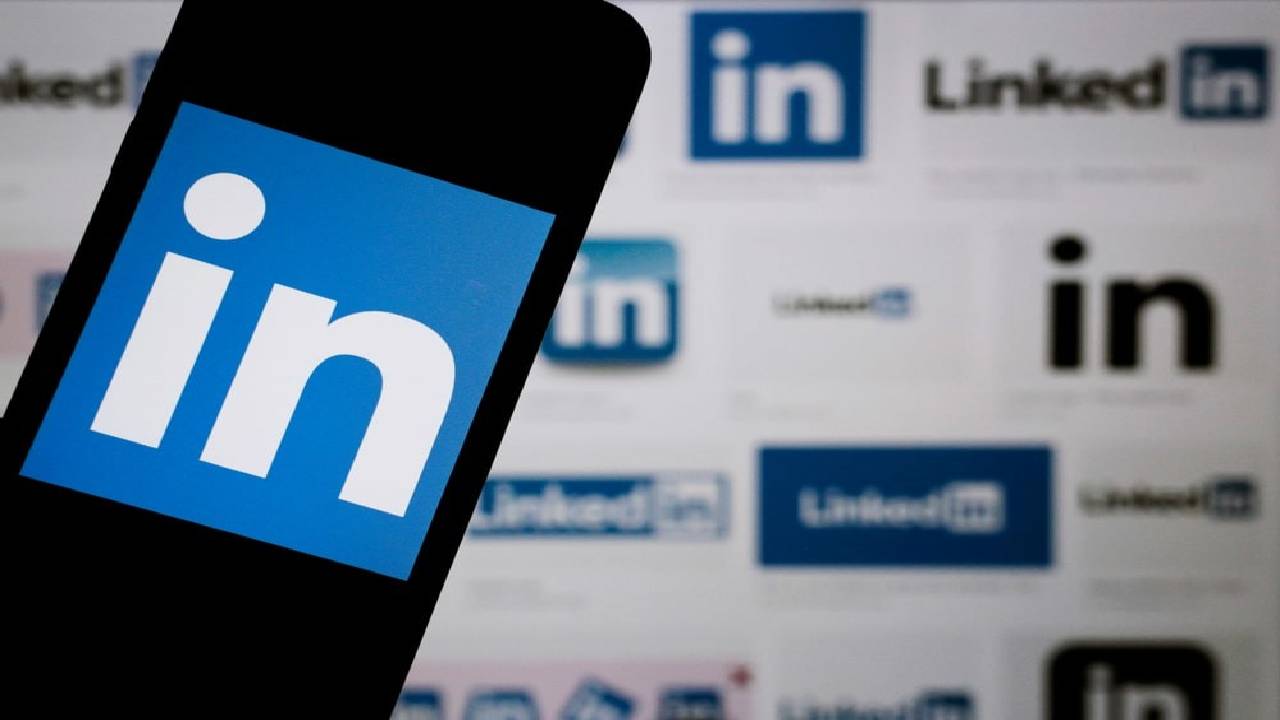 LinkedIn Hikayeler özelliğinden sonunda vazgeçiyor