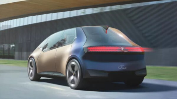 BMW i Vision Circular konsepti ortaya çıktı
