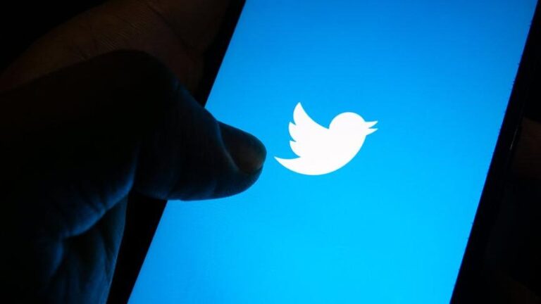 Twitter, kullanıcıların eski tweetlerini gizlemesine izin verecek
