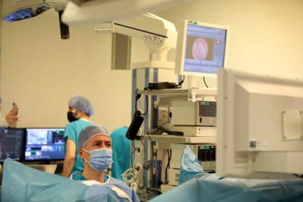 çevrim içi ameliyat