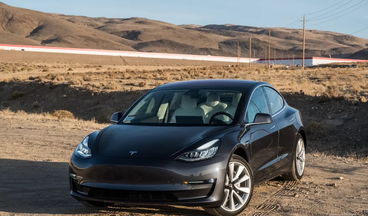 Tesla üçüncü çeyrekte 241.300 otomobil sattı!