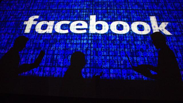 Facebook çalışanları şikayetlerine devam ediyor
