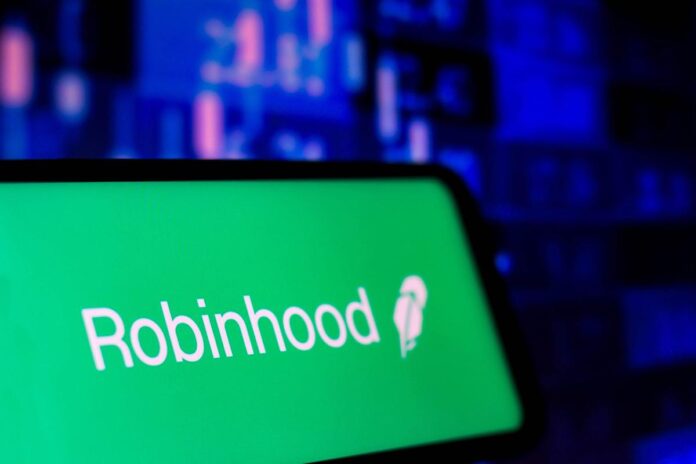 Robinhood 7 milyon kullanıcının güvenliğini ihlal etti!