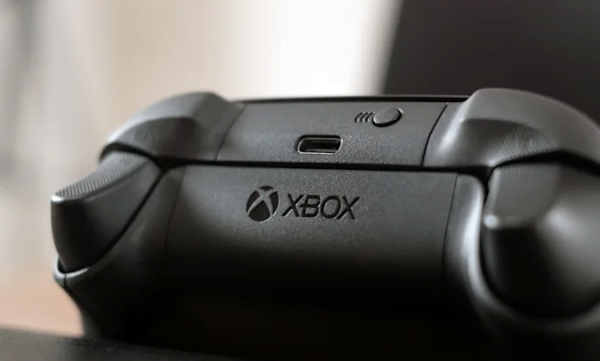 Epic Games ve Apple davası bir yana dursun App Store üzerinden planları olan şirketler çoğalıyor. Microsoft Xbox oyunlarını App Store'dan erişilebilir hale getirmeye çalışıyor. İşte detaylar.