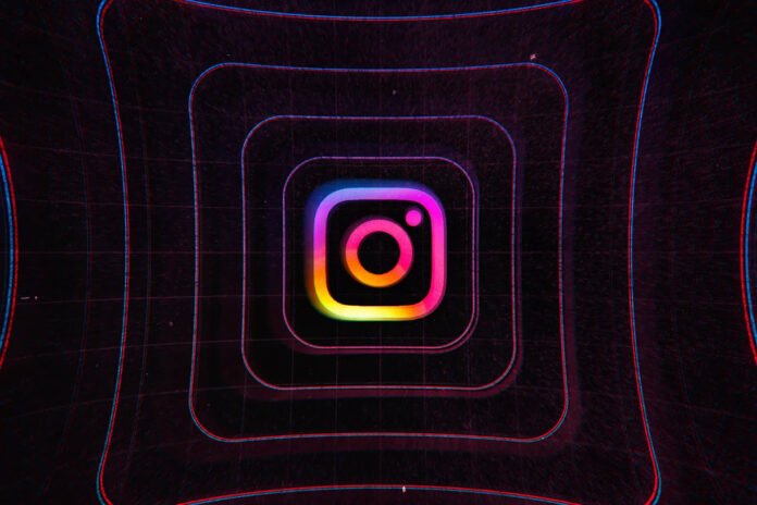 Instagram kronolojik akışa dönüşünü açıkladı!