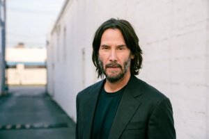 "Constantine 2'nin Senaryosunu Okumaktan Çok Korkuyorum" 13 Keanu Reeves NFT yatırımları hakkında konuştu