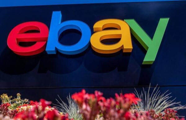 eBay bazı kullanıcıları yanlışlıkla banladı