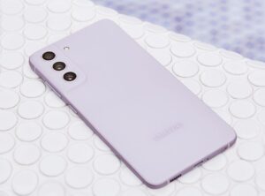 Galaxy S21 FE 5G : Galaxy S21 ailesinin en yeni üyesi 61 1641218791 210901 SAMSUNG R9 1254