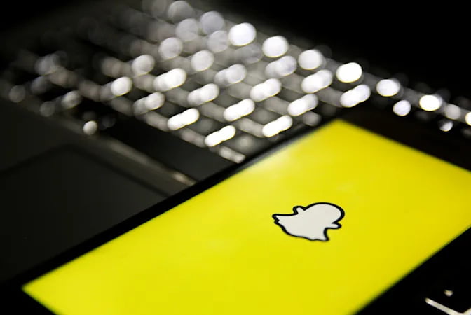 Snapchat, genç kullanıcılar için arkadaş tavsiyelerini sınırlandırıyor