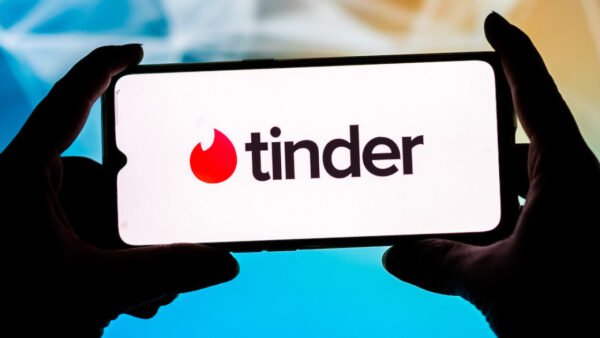Tinder, premium özellikler için fazla ücret almayı bırakacak