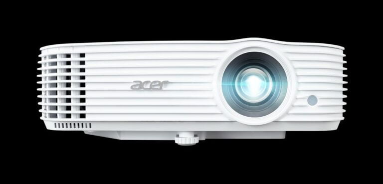 Acer X1526AH : İş ve oyun için uygun fiyatlı Projektör