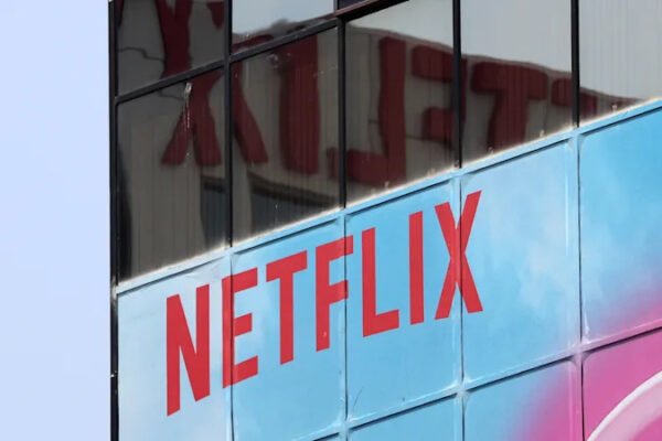 Netflix Rusya'da yayınını durdurdu!