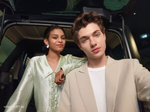 Selfie ’nin geleceği Vivo ile şekilleniyor! 27 selfie