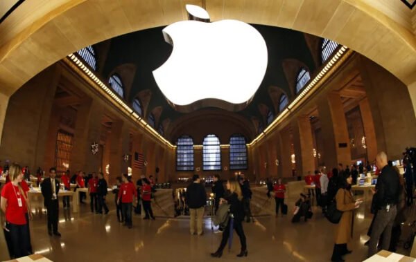 Apple çalışanları greve başladı!