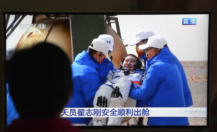 Çin'in rekor kıran astronotları