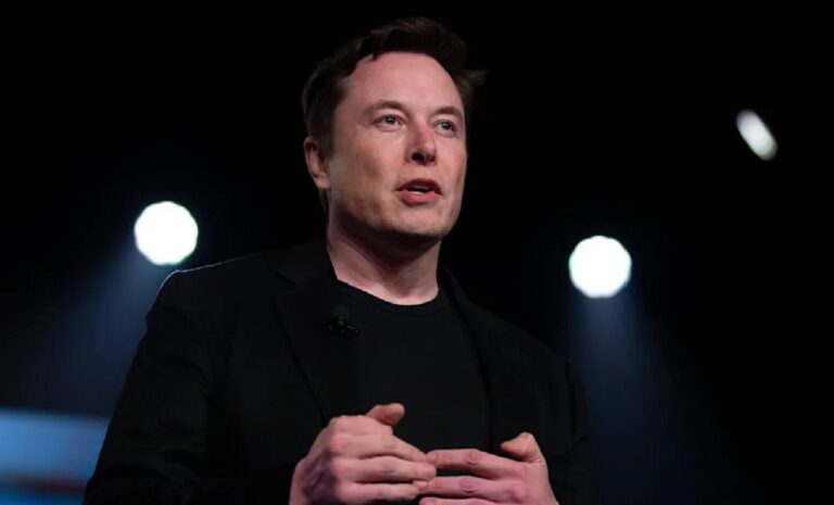 Elon Musk Twitter yönetimine rest çekti