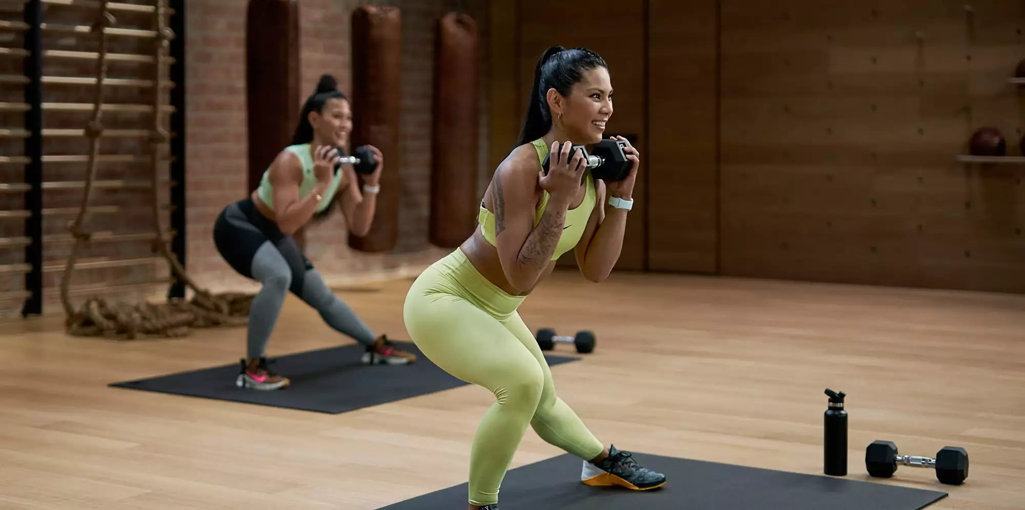 Apple, Fitness+'a ebeveynler için antrenmanlar ekliyor