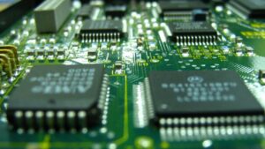 İspanya mikroçip endüstrisi kurmak için 13 milyar dolar harcayacak 17 mikroçip