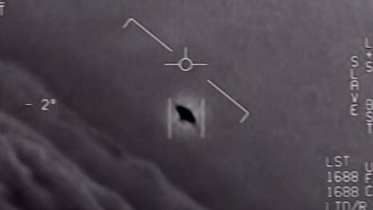 Pentagon UFO olaylarını araştırıyor