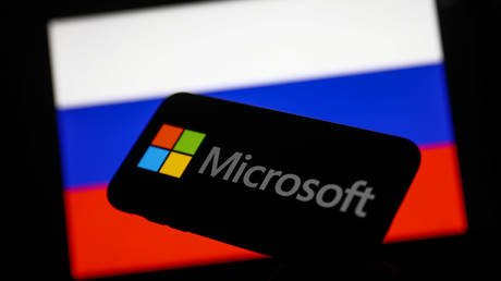 Microsoft, Rusya'daki operasyonlarını küçültecek