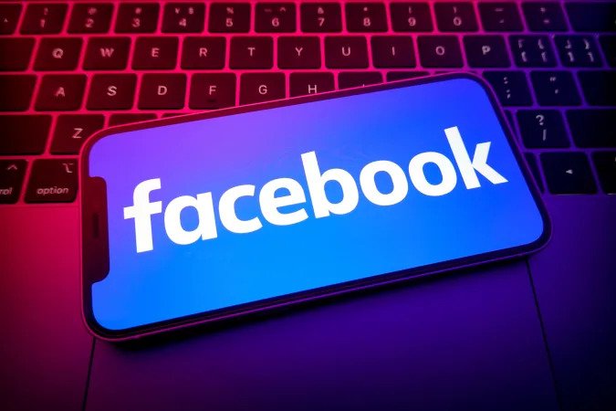 Facebook sahte ve ücretli incelemeleri kısıtlıyor