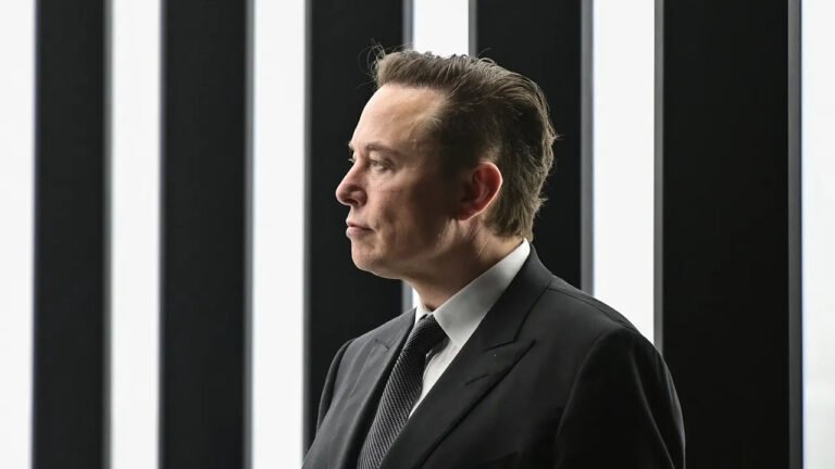 Elon Musk, SpaceX roketlerinin patentlerini neden almadıklarını açıkladı
