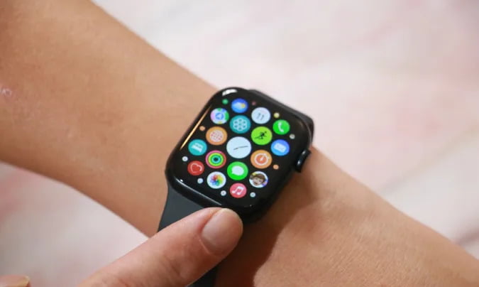 Apple Watch Series 8 ateşiniz olup olmadığını tespit edecek!