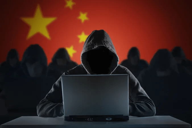 Bir milyar Çinli vatandaşın polis verileri çalındı!