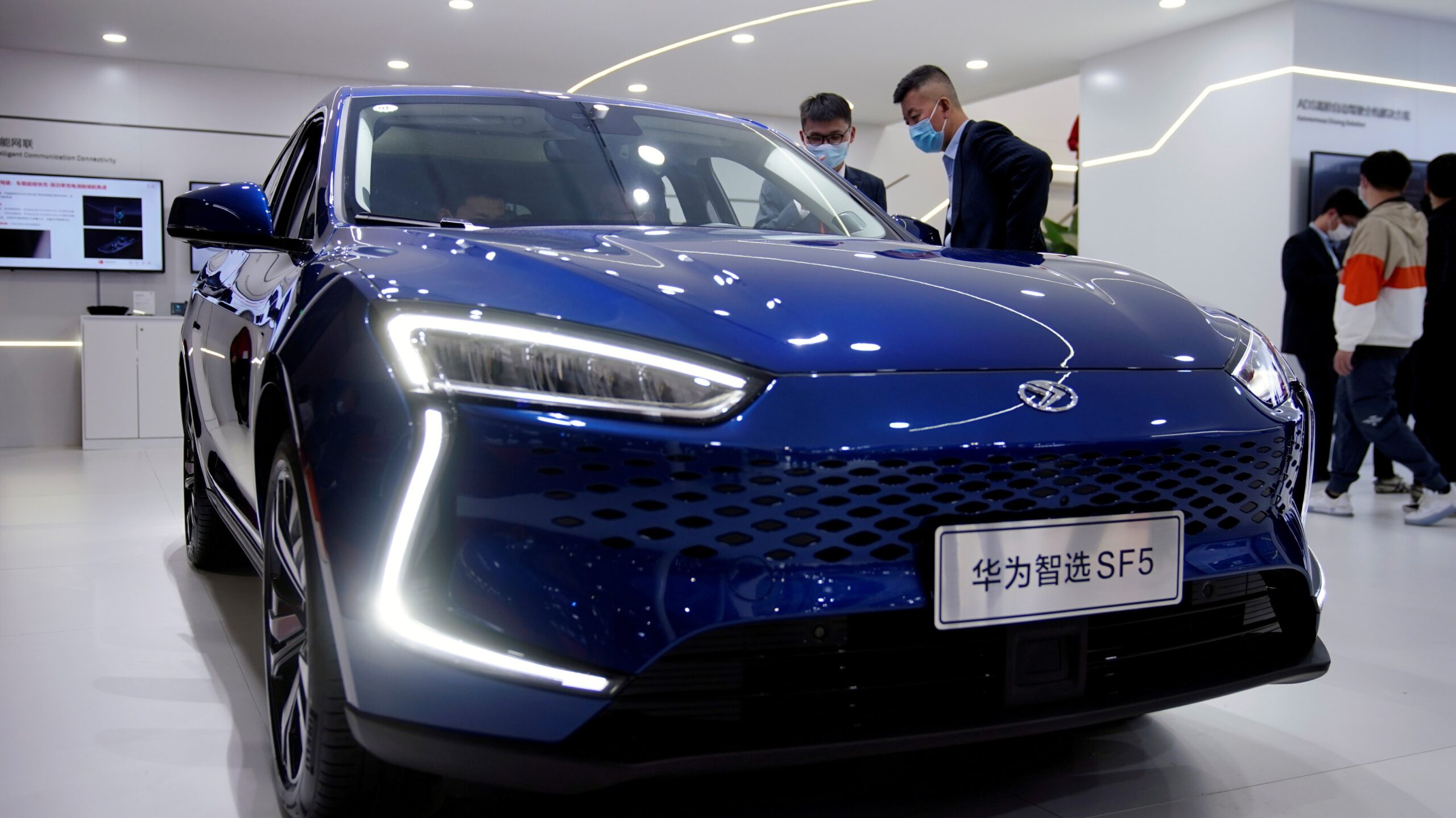 Huawei imzalı ilk otomobil