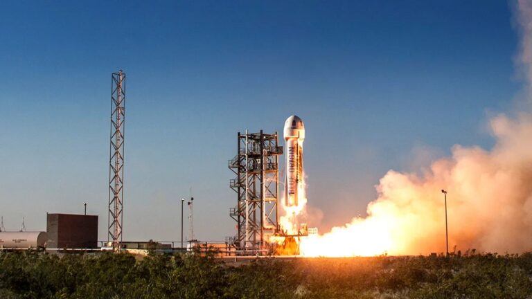Blue Origin uzay roketi havada infilak etti