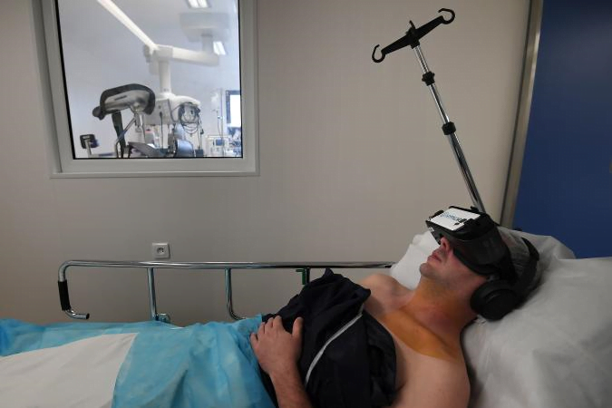 VR gözlükler ameliyatlarda kullanılabilir!