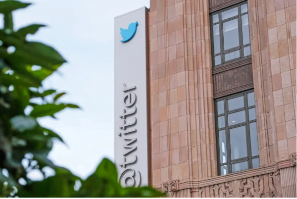 Twitter, yeni hesapların 8 dolar Blue aboneliği almasını engelliyor
