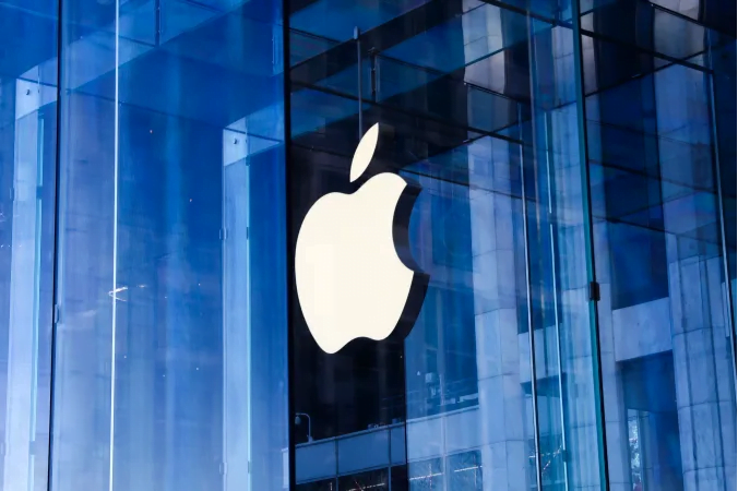 Apple çalışanı, şirketi 17 milyon dolardan dolandırdığını itiraf etti