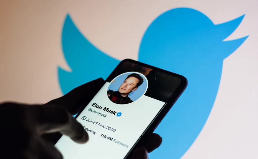Twitter Blue, iOS için piyasaya sürüldü