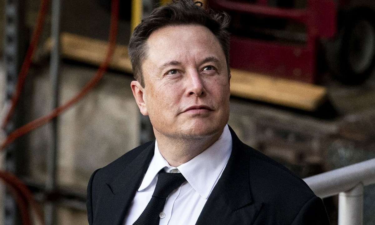 Elon Musk biyografisi geliyor! Yönetmen belli oldu