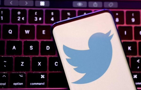 Twitter sorgulama altında 2 Twitter sorgulama altında