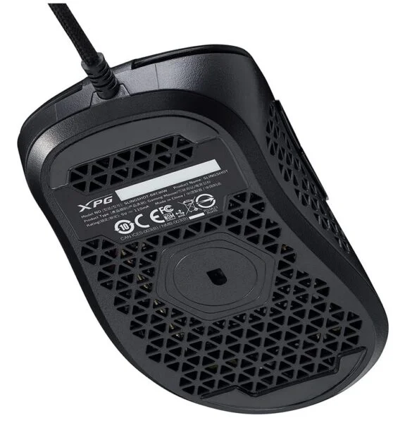 XPG Slingshot Gaming Mouse: Petekli ve hafif tasarımlı bir oyuncu faresi